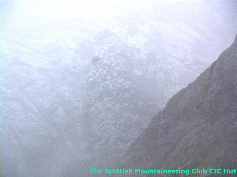 cicwebcam's tweet photo. #cichut #northface #bennevis #mountaineering Current weather. 2.9C, humidity 95.6%, recent gust 8mph, direction NE https://t.co/KUrWx4Kvr1