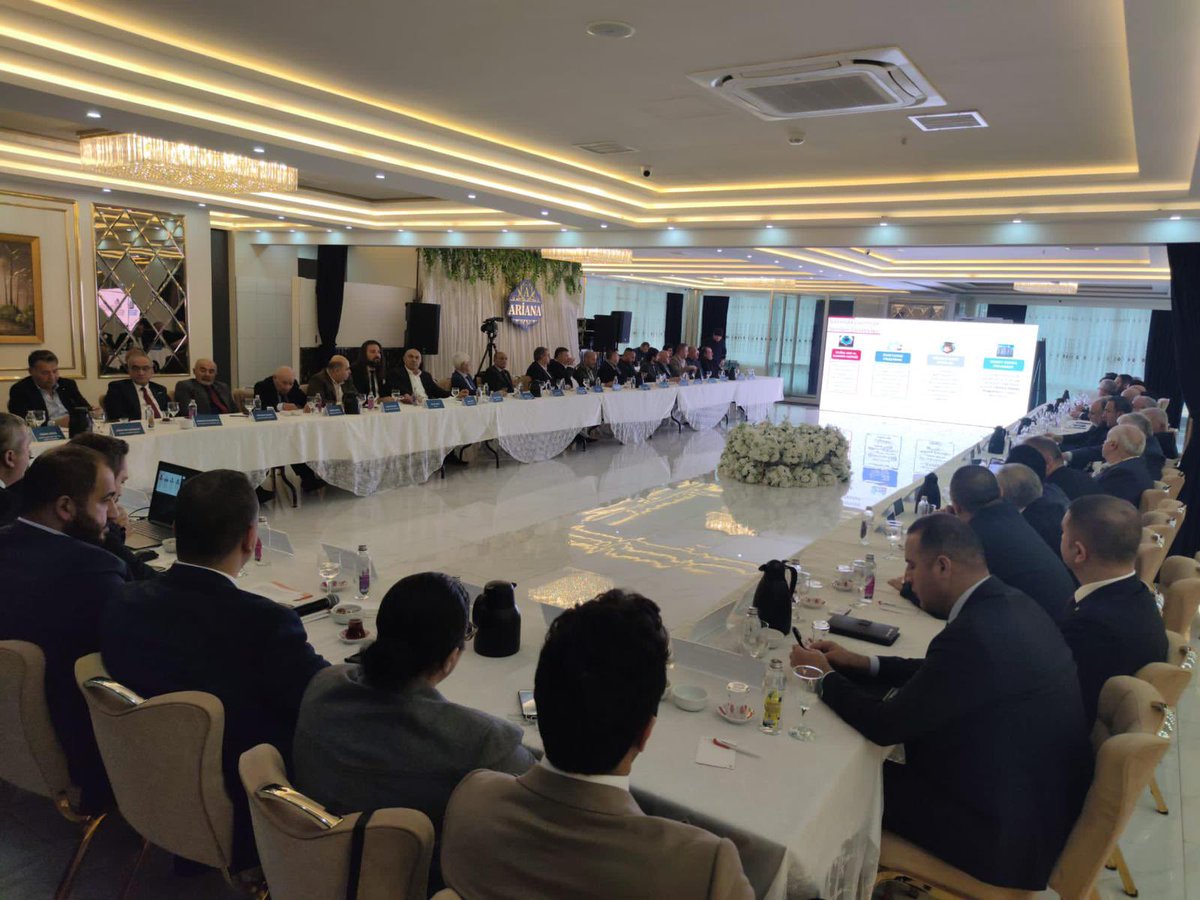 📍Beylikdüzü

AK Parti İstanbul İl Başkanlığımızın <a href="/akpartiistanbul/">AK Parti İstanbul</a> düzenlediği #EkonomiBuluşmaları programı kapsamında bu hafta Beylikdüzü’ndeyiz.