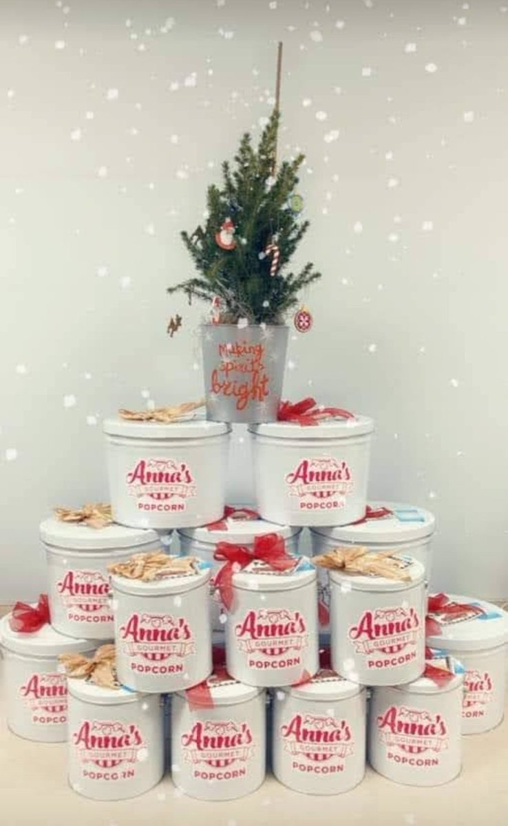 AnnasGourmetPop's tweet photo. 🎁 We are now accepting Holiday Orders! Show your appreciation to your friends, family, clients, employees and more ❤️ 🎁🍿🎄

#holidayseason #gift #employeeappreciation #clientgifts #ShopLocal #shopsmall #savelocal #savesmall #popcorn #poppinawesome #annasgourmetpopcorn https://t.co/kpErIqtZR6