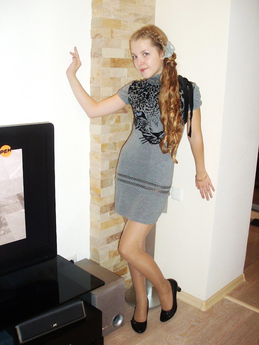 Amateur Pantyhose On Twitter Cute Minidress And Pantyhose 