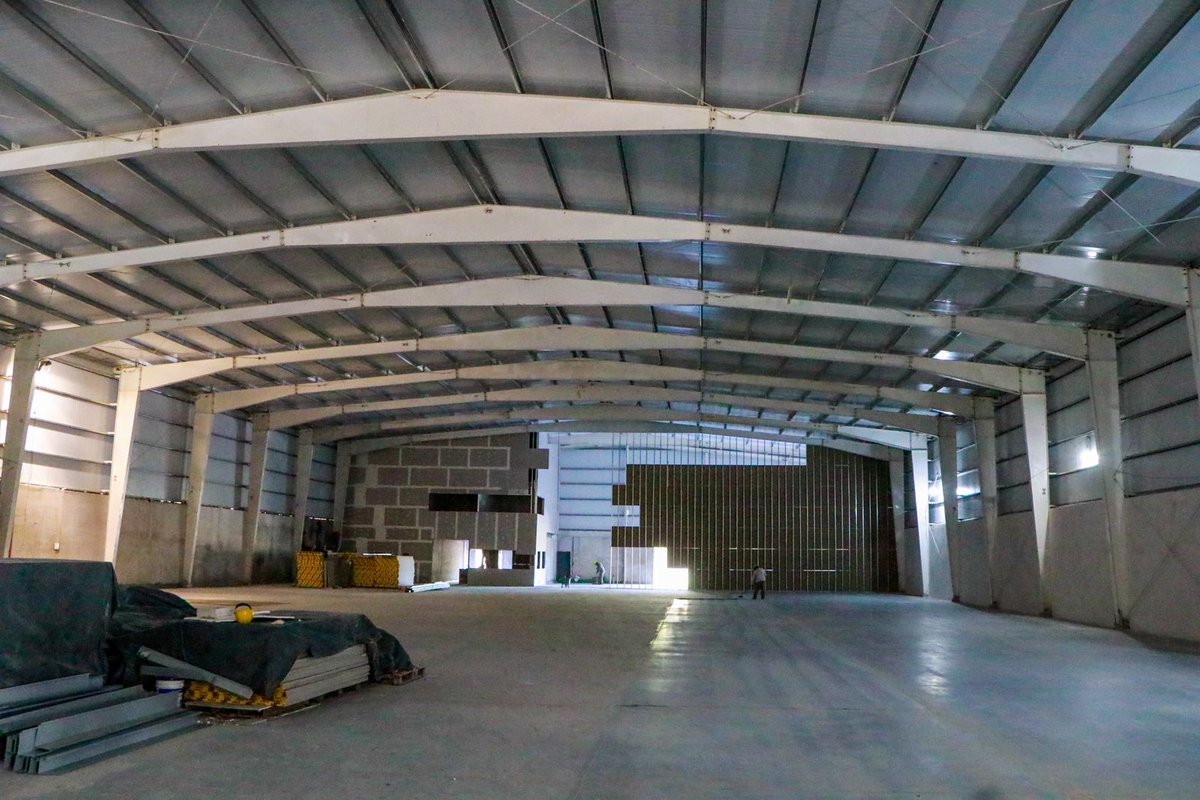 jmcapitanich's tweet photo. Visitamos la nueva planta en construcción de 4.500m² de la empresa #Biofar, dedicada a la distribución de productos farmacéuticos para el sistema de salud. https://t.co/BXIGj74Utz