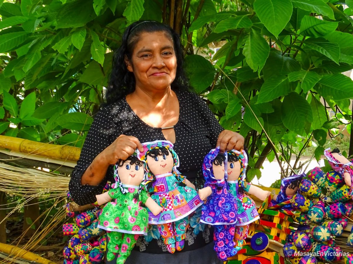 #Nicaragua 🇳🇮🕊

Donde la Mujer se ha empoderado de sus espacios...
Motor de la economía familiar y del Pais...

¡Mujer Valiente y Próspera!
#UnidosEnVictorias 

<a href="/Nzoesilva/">𝚉𝚘𝚎 𝚂𝚒𝚕𝚟𝚊 ✨</a> <a href="/2_Flores2/">2_𝕱𝖑𝖔𝖗𝖊𝖘2</a> <a href="/LizPortilloR/">Liz Portillo_🇳🇮</a>