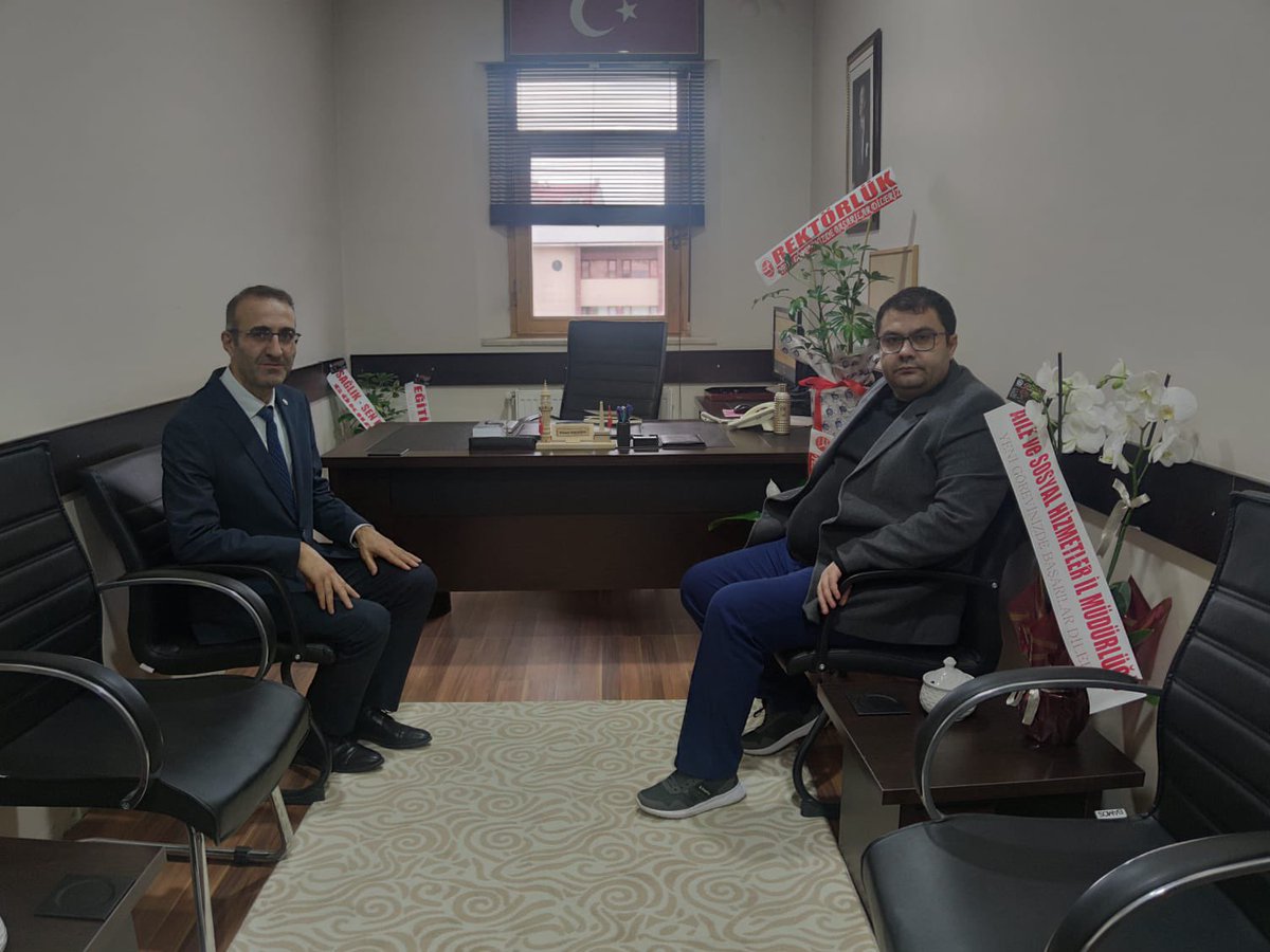 Üniversitemizde Genel Sekreter Yardımcısı olarak göreve başlayan Bülent KOÇYİĞİT'e Rektör Yardımcımız, Dekanımız Prof. Dr. Ali Savaş BÜLBÜL hocamız hayırlı olsun ziyaretinde bulunarak, başarı dileklerini  ilettiler.
<a href="/AliSavasBulbul/">Ali Savaş BÜLBÜL</a> 
<a href="/Bayburtedu/">Bayburt Üniversitesi (BAYÜ)</a>