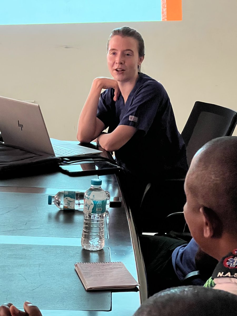 SLUEMRes's tweet photo. .@SLUEMRes APD Dr. Chukwuanu and @WUSTL_EM resident Dr. Ly Cloessner representing at the Ghana National Ambulance Service during @afcem2022 #AfCEM 2022 Conference in Accra, teaching Basic Pre-Hospital Ultrasonography. https://t.co/3o6t7SQVuQ