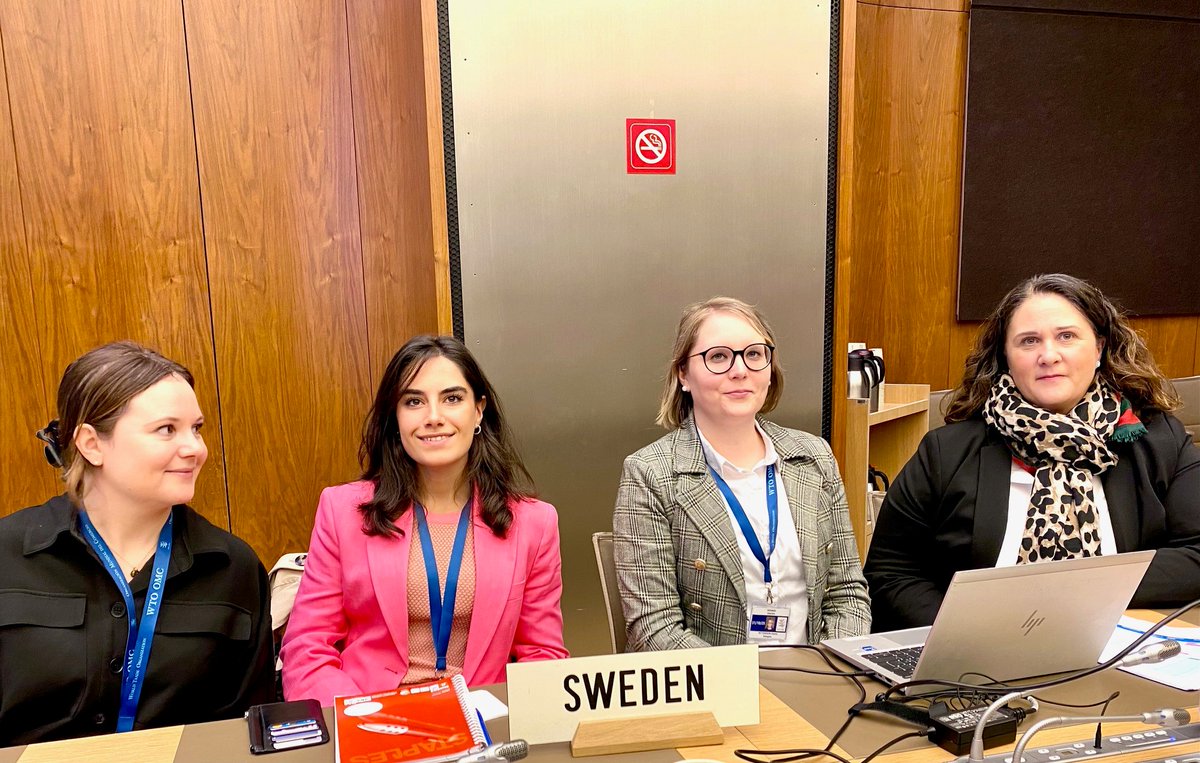 setradepolicy's tweet photo. Team Sweden participating in reducing trade barriers #TBT@WTO. Swedish participants from @Sweboardoftrade and @SwedenGeneva #freetrade @EUmissiontoWTO. https://t.co/R6VmAuVjsn