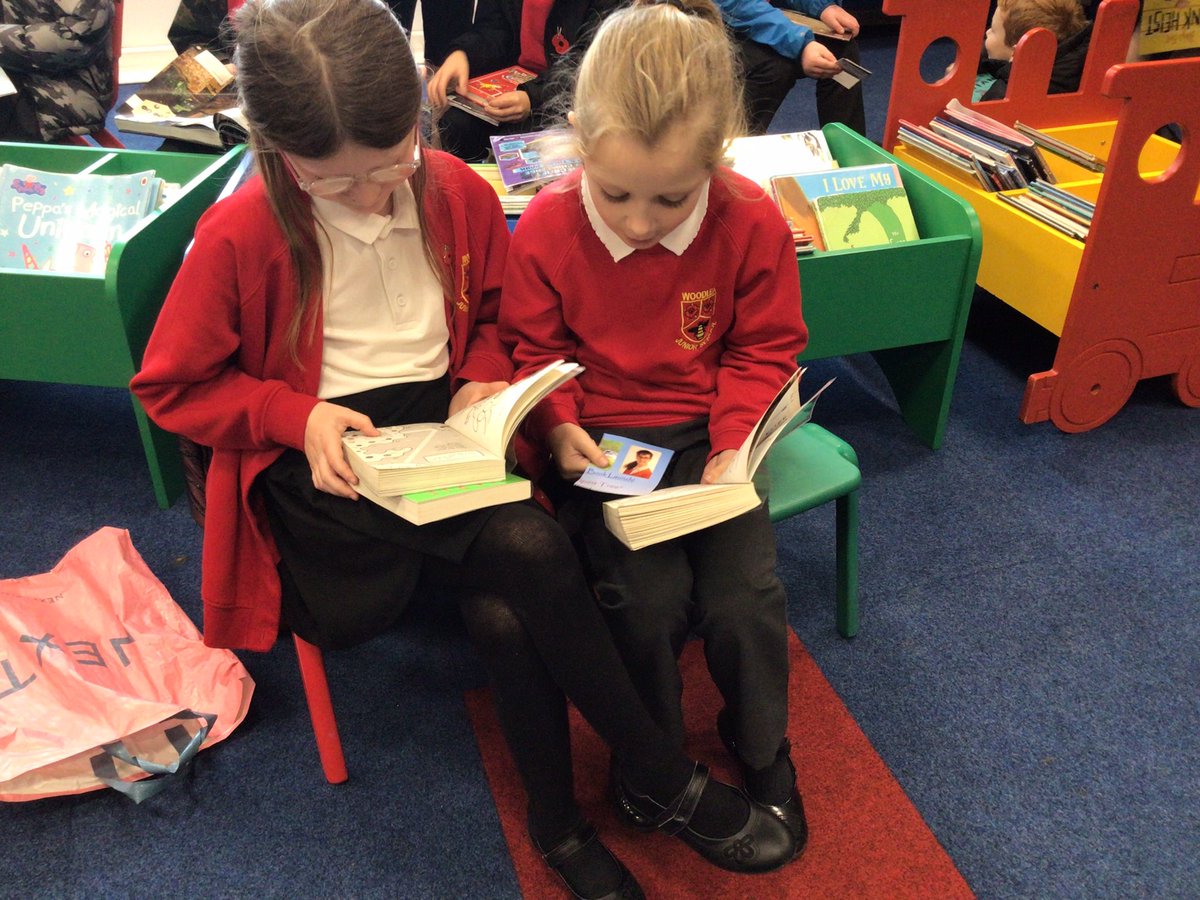 TigerClass1's tweet photo. Another great visit to Leyland Library this week π thank you for having us @LancsLibraries #EnglishWJS https://t.co/trhNhv91gN