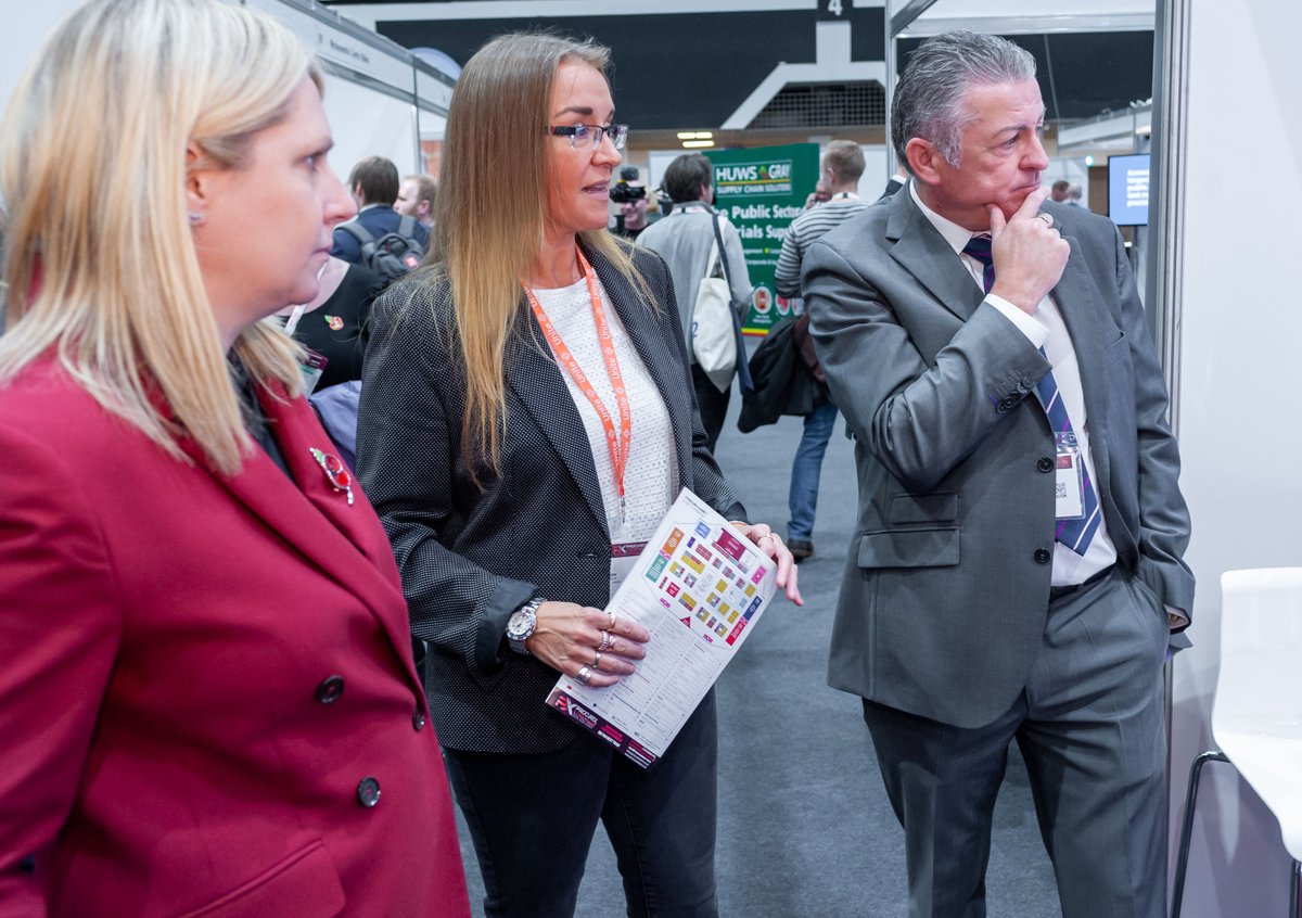 Delightful to speak with John Coyne, Director of Commercial Procurement @WelshGovernment and Hannah Blythyn MS, Deputy Minister for Social Partnership, about how our platform supports #socialvalue #sustainability and local economic growth across the #publicsector. #ProcurexWales