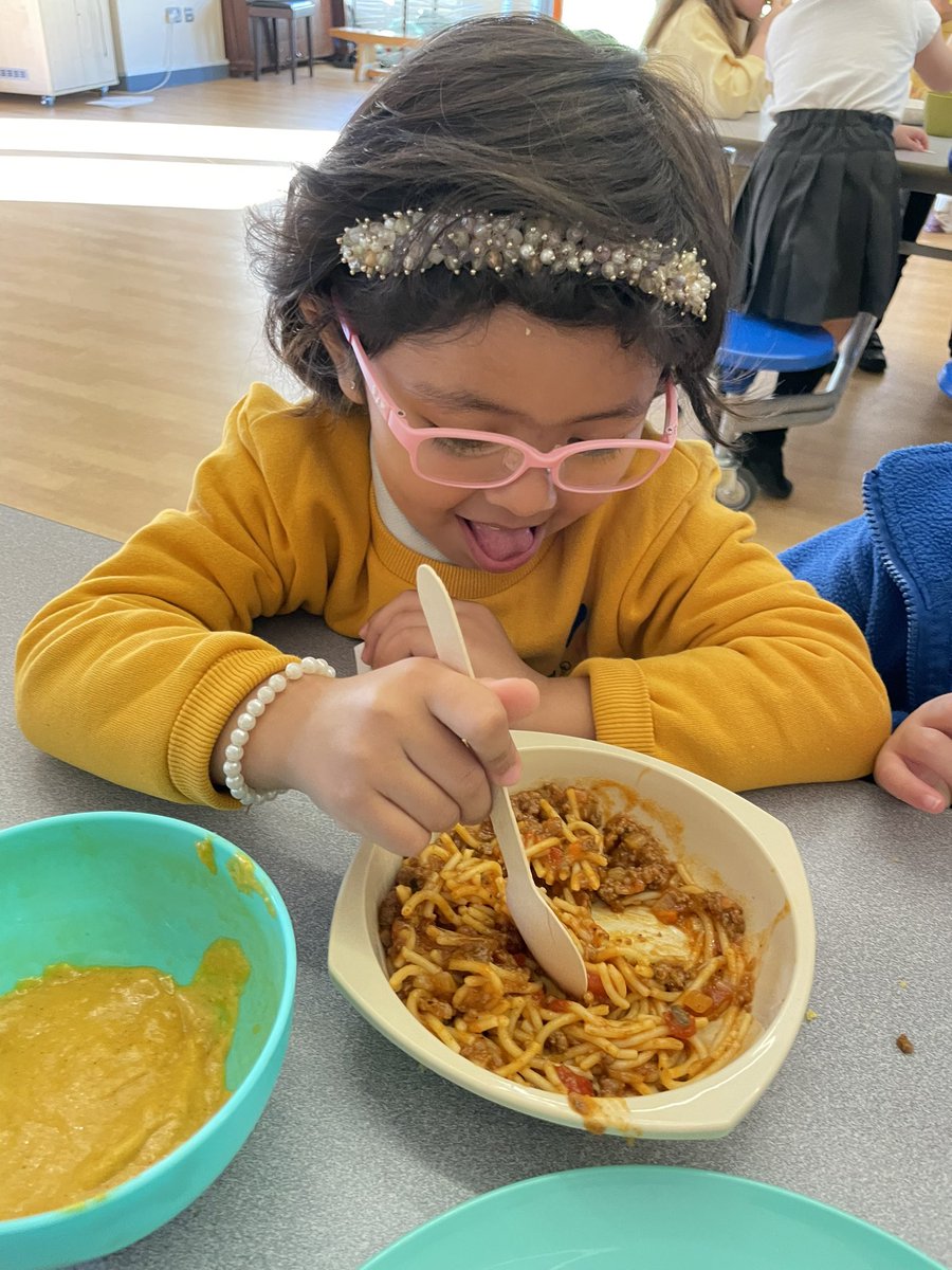 Today the children enjoyed tasting a variety of dishes from different cultures, whilst discussing what they liked and disliked. Dexter said “I liked it (quiche) ‘coz it was well creamy”.  Aris said “My favourite was the pasta (spaghetti bolognaise) because I can suck it up”.
