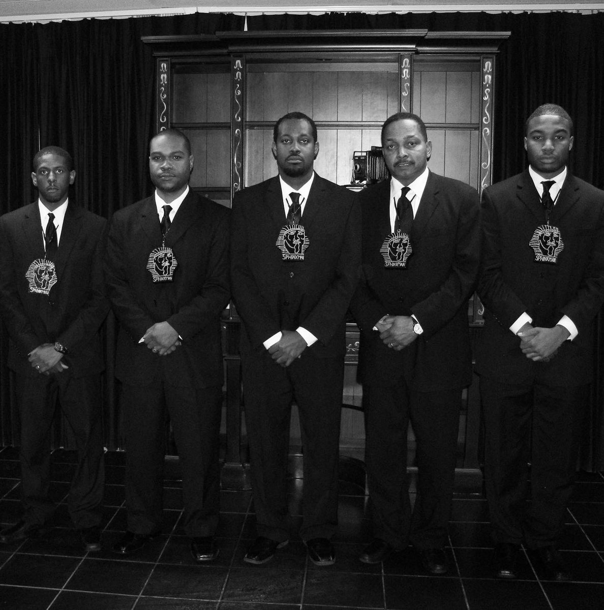 danalltyrell's tweet photo. 10 years cold. A lifetime to go… 🤙🏽
#APhiA #1906 #KPL #MileleMoto #Live5 #Tail #Alphaversary #AlphaPhiAlpha https://t.co/Nk7SO0QL9h
