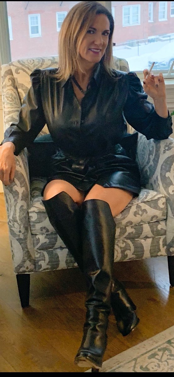 Milfs In Leather 7️⃣k On Twitter So Nice 💦💦💦 