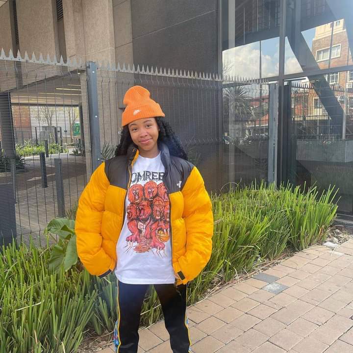 seemorecontent's tweet image. Client's Order: R 900.00 "The North Face Puffer Jacket"
Send a DM to shop

3-5 delivery days.🇿🇦