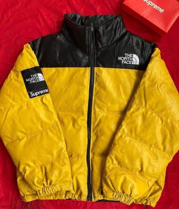 seemorecontent's tweet image. Client's Order: R 900.00 "The North Face Puffer Jacket"
Send a DM to shop

3-5 delivery days.🇿🇦