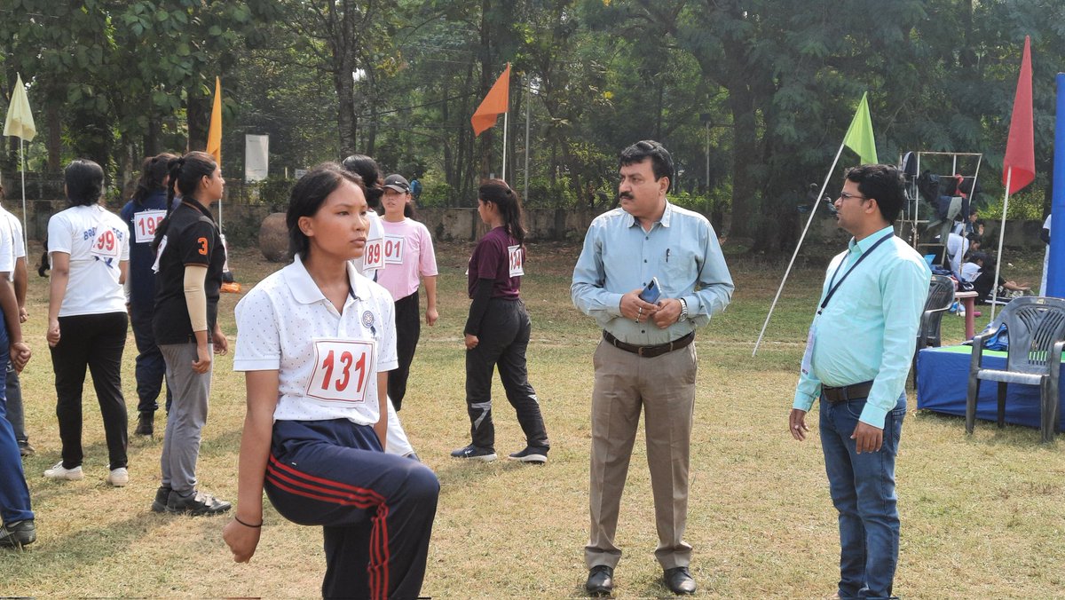 rdnss_kolkata's tweet photo. East Zone Pre Republic Day Parade Camp 2022 parade practice session Day 3 at Kalyani University @YASMinistry @ianuragthakur @_NSSIndia @NisithPramanik @pibyas @pankajsinghips https://t.co/f3RM5WKnDH