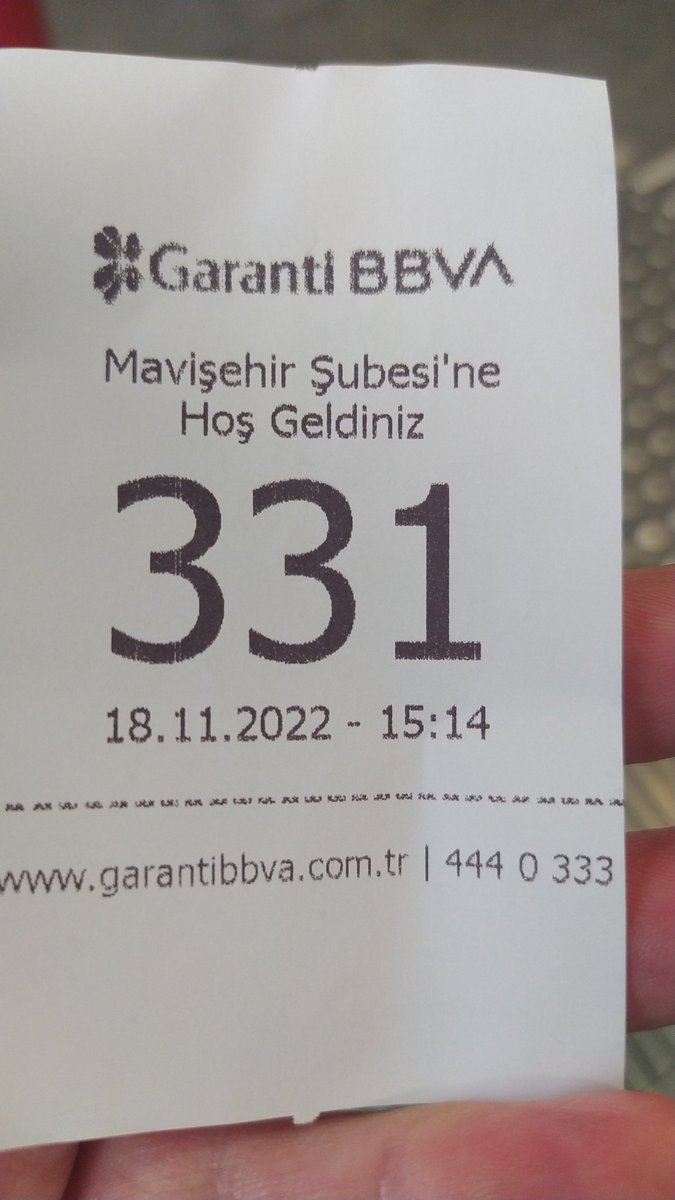 Yine <a href="/GarantiBBVA/">Garanti BBVA</a> ve gene yarım saatten fazla bekleme. Neyse yılbaşına fazla zaman kalmadı...