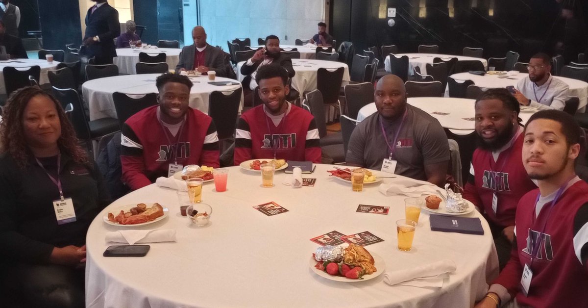 Center for Black Educator Development (@centerblacked) on Twitter photo We’re kicking off Day 2 of #BMEC2022 with breakfast. It’s great to see this group of students from <a href="/NCCU/">North Carolina Central University</a> ready to go! We’re kicking off Day 2 of #BMEC2022 with breakfast. It’s great to see this group of students from <a href="/NCCU/">North Carolina Central University</a> ready to go!