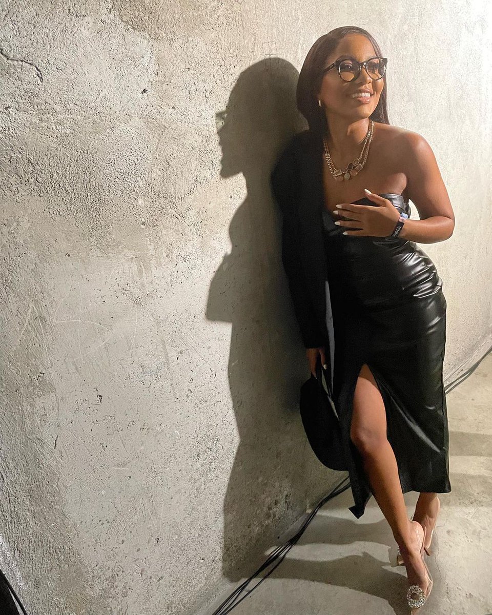 Influencer tweet media