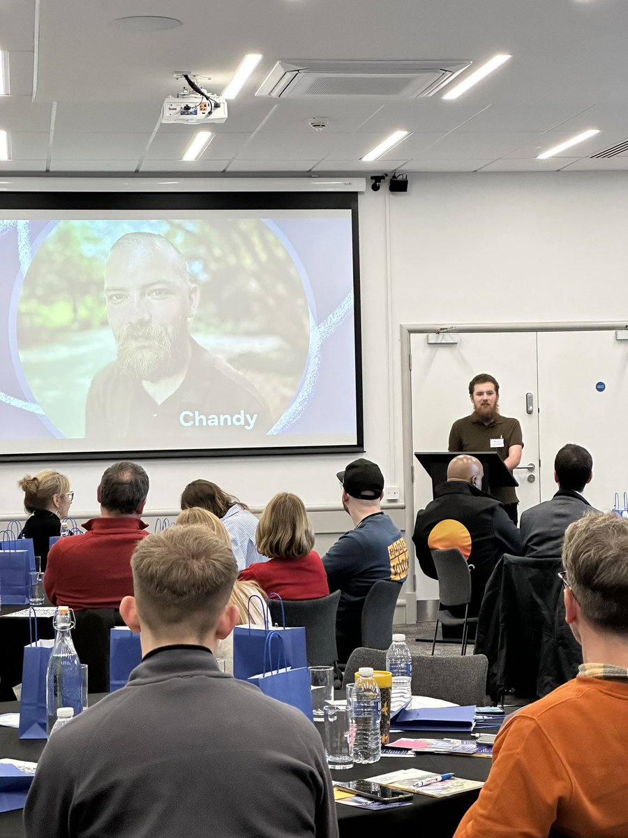 DorsetMind's tweet photo. We’re in the ‘recovery’ themed room at @LighthousePoole for our Courageous Conversations Conference.
We’re currently hearing from @ChandyOrg who’s sharing his #livedexperience - it’s POWERFUL.
#onesmallaction #getdorsettalking
@MindCharity @EFL https://t.co/rAWMdSH0Fu