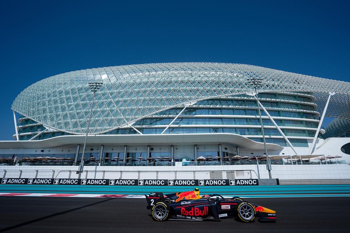DaruvalaJehan's tweet photo. Very close quali session… we looked good after the first run but a bit of traffic on my last push lap meant no improvement 🙃 Will give it my all tomorrow!
📸 James Gasperotti
#RedBull #RedBullJuniorTeam #Prema #PAP #Winway #F2 #BellRacingHQ #AbuDhabiGP https://t.co/cepDViDgxu