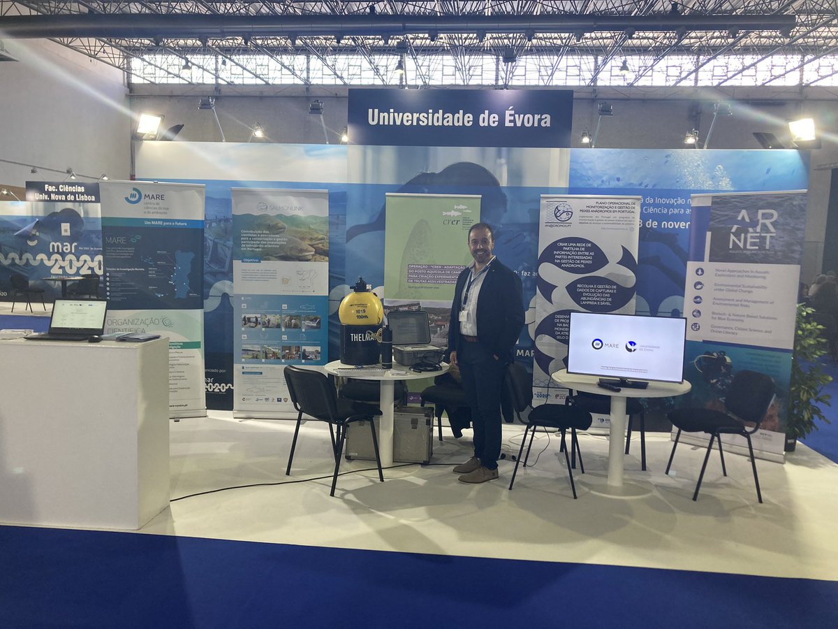 ANDROMOSPT1's tweet photo. @ANDROMOSPT1, #salmonlink_project and #crerproject at #Mar2020 Inovation Day, connecting with the industry 🐟 https://t.co/JLLI41zYuT