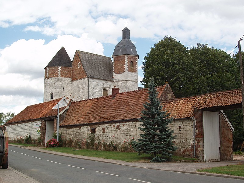 MonumentumFr's tweet photo. Château à #Penin (#PasDeCalais) Construction XVIe siècle;XVIIIe siècle. Façades et toitures des bâtiments du XVIe siècle et du XVIIIe siècle ; caves (cad. C 66) : inscription par arrêté du 9 septembre 1975.
Suite 👉 https://t.co/Jn48pYNOGT
#Patrimoine #MonumentHistorique https://t.co/sMuBqFqiH8