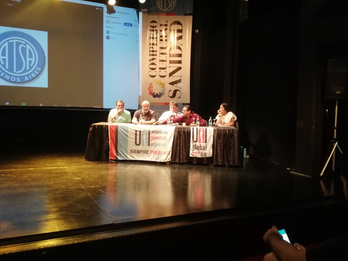 uni_jovenes_ar's tweet photo. Comienza la charla y debate en el complejo cultural sanidad
Democracia y sindicalismo en Chile 
@AtsaBsAs @hectordaer @LucaLindner9 @uniamericas @7amarita @juanma_silva @sutep_ar https://t.co/DMsoyJ2QOy