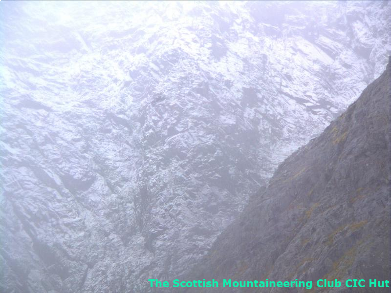 cicwebcam's tweet photo. #cichut #northface #bennevis #mountaineering Current weather. 2.89C, humidity 93.5%, recent gust 5mph, direction NE https://t.co/ChRlFupL80