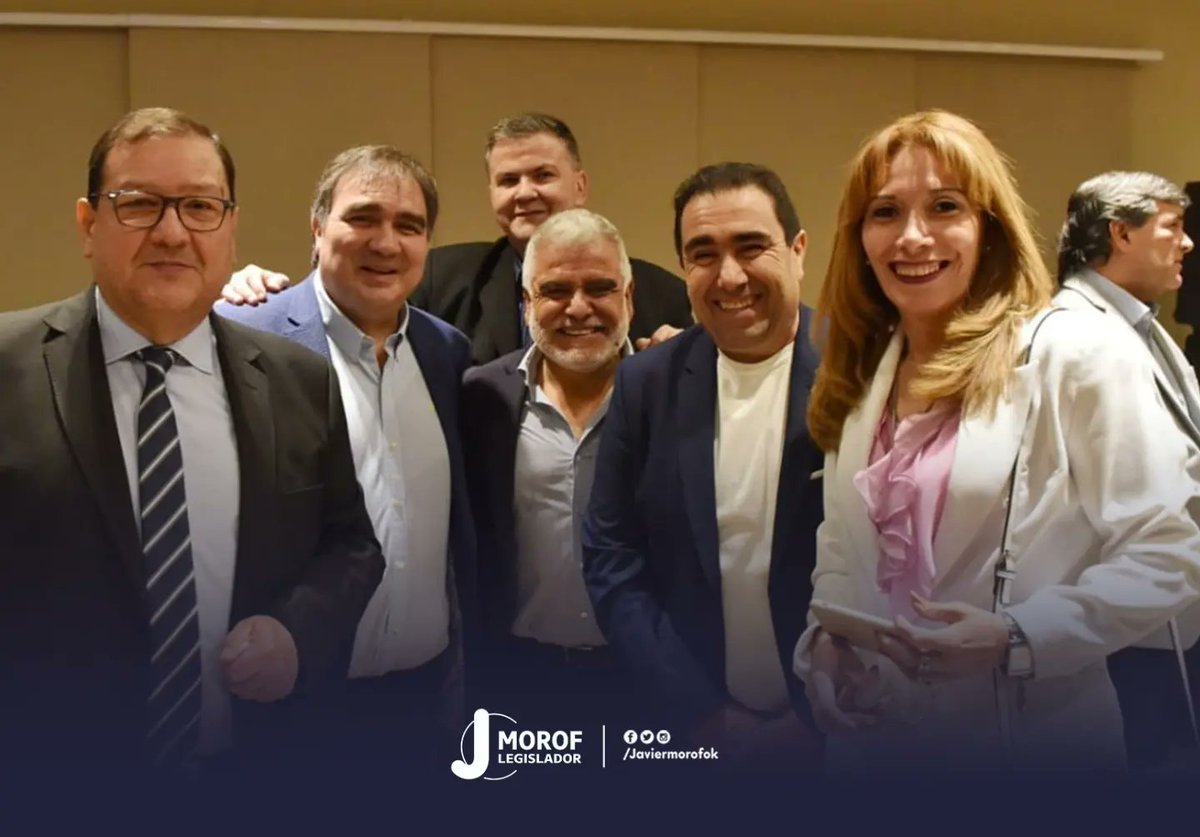 JavierMorofok's tweet photo. 🤝Acompañé al gobernador Osvaldo Jaldo y al jefe de gabinete Juan Luis Manzur a la celebración por el 50° aniversario del Tribunal de Cuentas de la provincia;  también acompañaron el vicegobernador Sergio Mansilla, ministros, y colegas legisladores. https://t.co/B54FUx3yCc