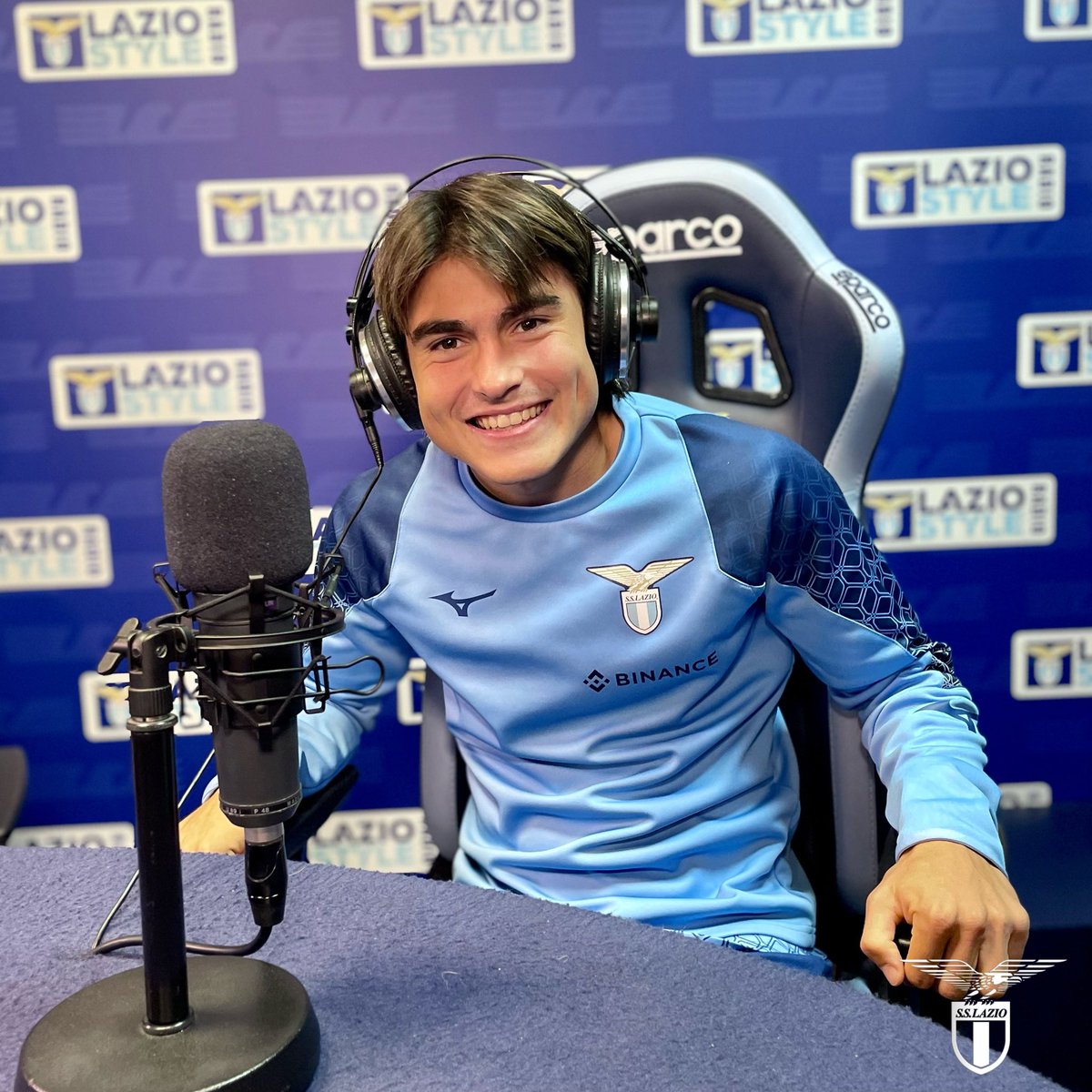 🥳 Il festeggiato in diretta: c’è @LukaRomero10! Live streaming ➡️ sslazio.it/it/webmedia/la…