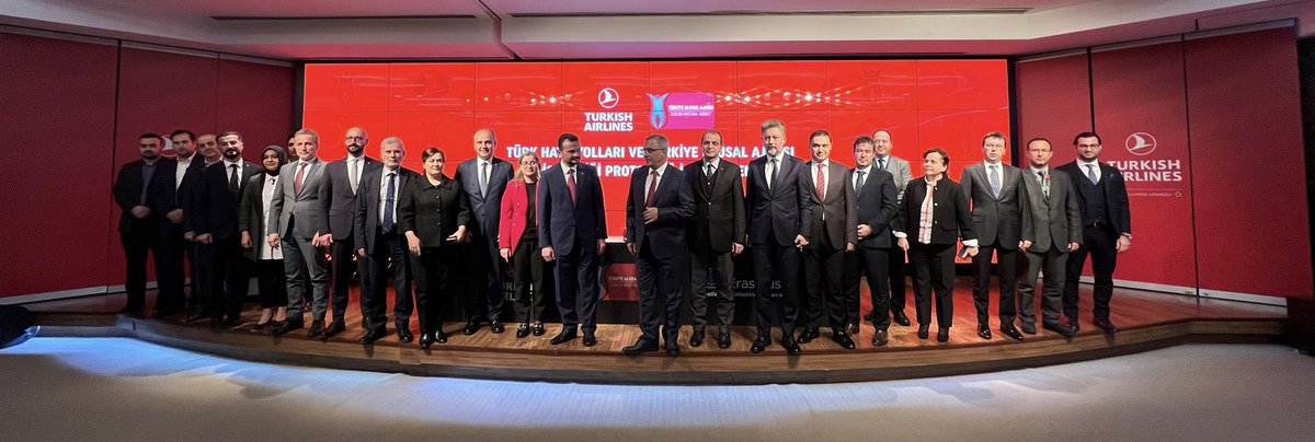 Erasmus+ ve ESC Programları için yeni bir işbirliği gerçekleştirdik. 
Türkiye’nin gurur kaynağı <a href="/TK_TR/">Türk Hava Yolları</a> ile <a href="/ulusalajans/">Türkiye Ulusal Ajansı 🇹🇷 Turkish NA</a> arasındaki işbirliği protokolü hakkında bilgi ve indirimli bilet başvuru adımları için bizi takip ediniz.

<a href="/MevlutCavusoglu/">Mevlüt Çavuşoğlu</a> 

🔗 ua.gov.tr/haberler/turki…