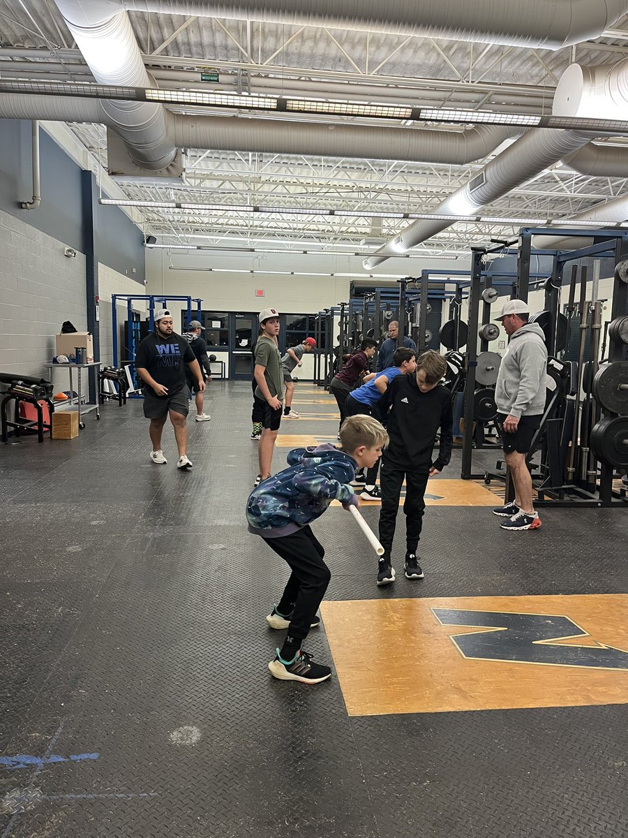 pcWEOVERme's tweet photo. First night of Edmond North middle school training was on fire! These young men killed it! More to come! It’s just the beginning! @north_edmond see you Nov.29 at 7pm! 💪🏽💪🏽 https://t.co/vjYs7elGVR