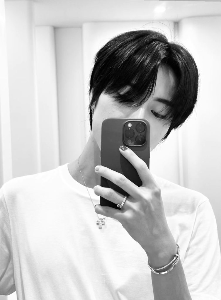 Rutoo (@noheajsj) on Twitter photo 