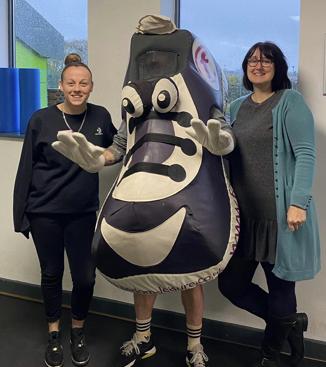 The Freedom Leisure Team and our Mascot Jim Trainer are on the last stretch of their 'Walk With Us' challenge for #ChildrenInNeed2022!

They are visiting all Freedom Leisure Sites &amp; FL Tennis Courts on their way! It is over a 10 Mile Walk!🚶💨
<a href="/worcesternews/">Worcester News</a> <a href="/WorcesterHour/">#WorcestershireHour 📢</a> <a href="/bbchw/">BBC Hereford & Worcester</a>