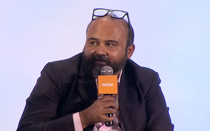 livemint's tweet photo. #MintEnergyScape2022 | So far, we have been followers. This is the first time we are seen the country playing on the front foot: Sharad Pungalia, MD and CEO, Amplus Solar 

Watch - https://t.co/MMnAflPIMD 

#MintEnergyScape https://t.co/PIRxU6BLly