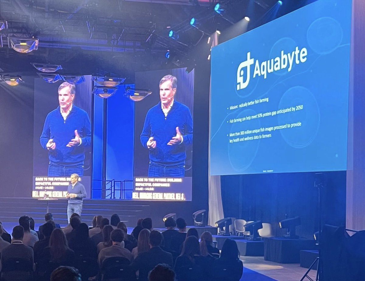 <a href="/aquabyteai/">Aquabyte</a> receiving some well-deserved ❤️on the large stage at <a href="/SlushHQ/">Slush</a>  from <a href="/NEA/">NEA</a> 🐟💪