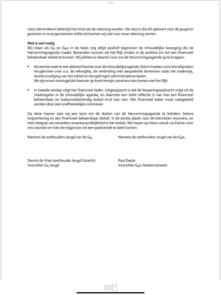marhendrickx's tweet photo. Het Rijk mag niet weer dezelfde fouten maken. Besparingen op jeugdzorg kunnen alleen volgen uit bewezen verbeteringen die ook een besparing opleveren. Anders zijn onze kinderen letterlijk weer het kind van de rekening. Brief wethouders jeugd #G4 @G40netwerk aan @2eKamertweets 👇🏼 https://t.co/VmDxD1rRL3