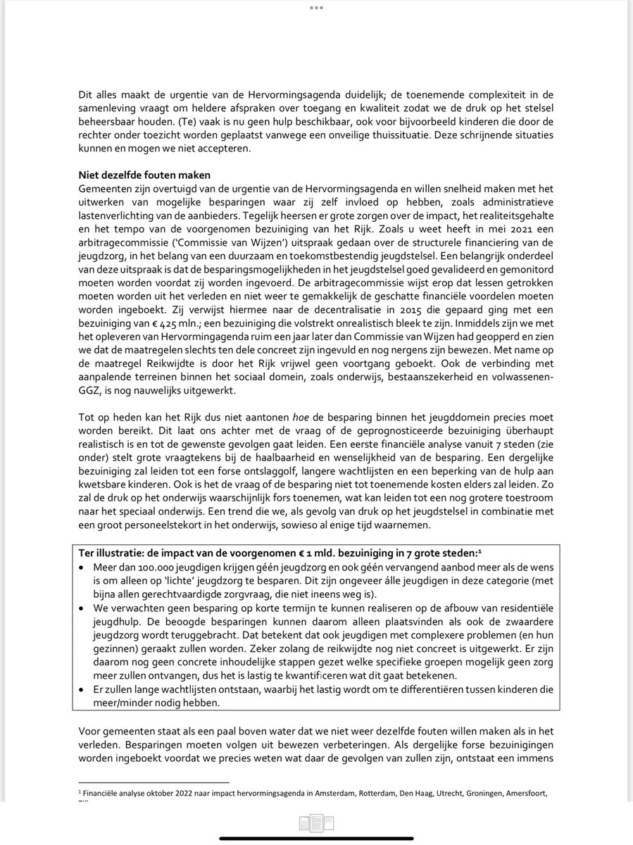 marhendrickx's tweet photo. Het Rijk mag niet weer dezelfde fouten maken. Besparingen op jeugdzorg kunnen alleen volgen uit bewezen verbeteringen die ook een besparing opleveren. Anders zijn onze kinderen letterlijk weer het kind van de rekening. Brief wethouders jeugd #G4 @G40netwerk aan @2eKamertweets 👇🏼 https://t.co/VmDxD1rRL3
