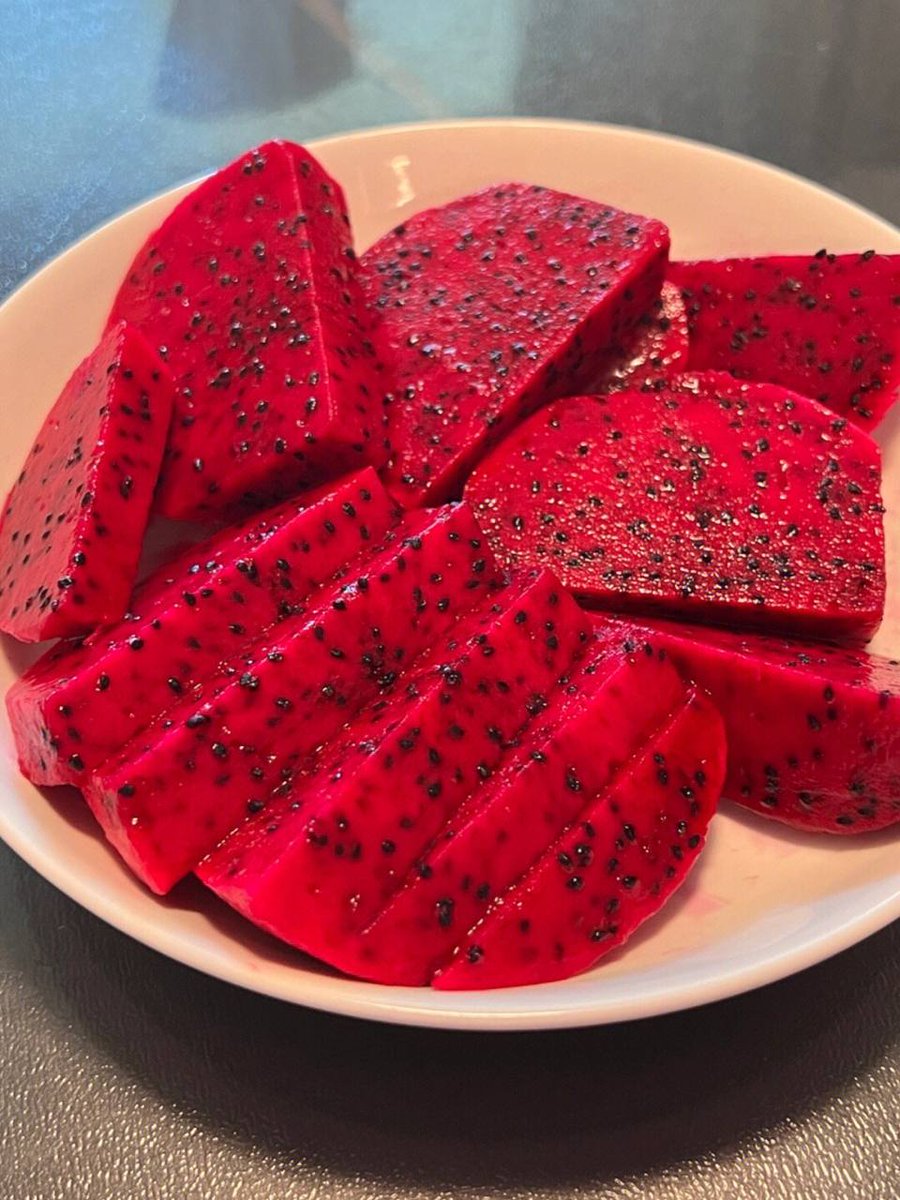 yaoyaogf's tweet photo. Eating more dragon fruit can help digestion😄😄 https://t.co/UvqizLjsaP