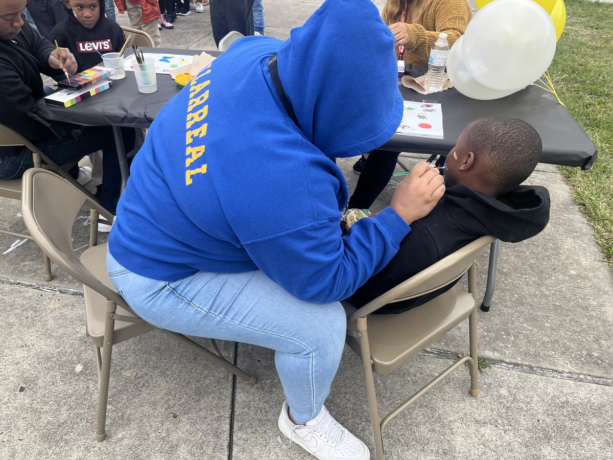 Robert L. Frost Elementary tweet media