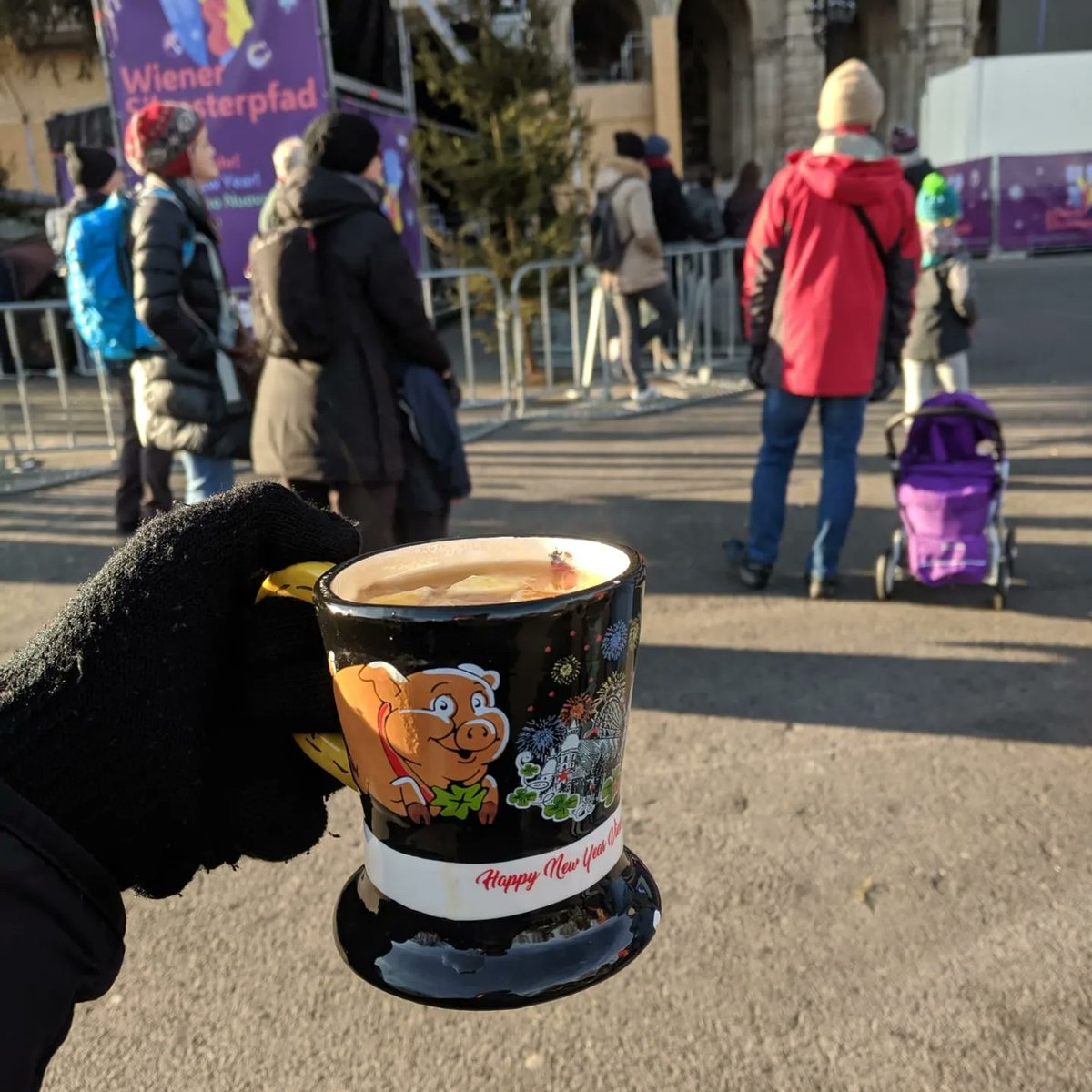 #studenttakeover Travelling Europe is all the easier from Budapest! Check out some of these one-way train options:

Budapest-Vienna: $18-22
Budapest-Bratislava: $10-13
Budapest-Prague: $20-$25

You can of course also fly from Budapest anywhere in Europe as well!

🐸Sophie