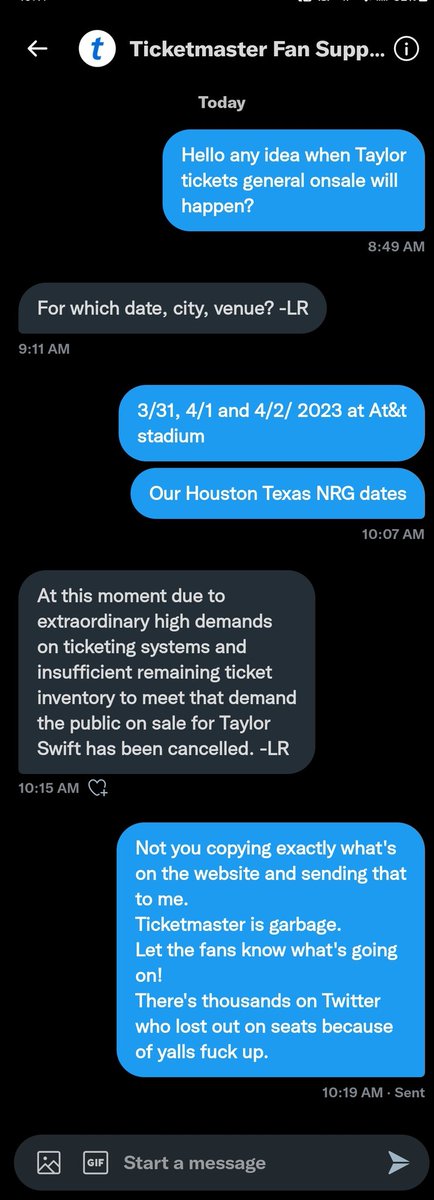 @Ticketmaster @TMFanSupport really out here copying what's on the website and pasting it into the chats instead of giving any glimpse of hope. GARBAGE! 
Also, I don't regret sending that last blue message. 🤷🏻‍♂️
#TicketmasterIsOverParty