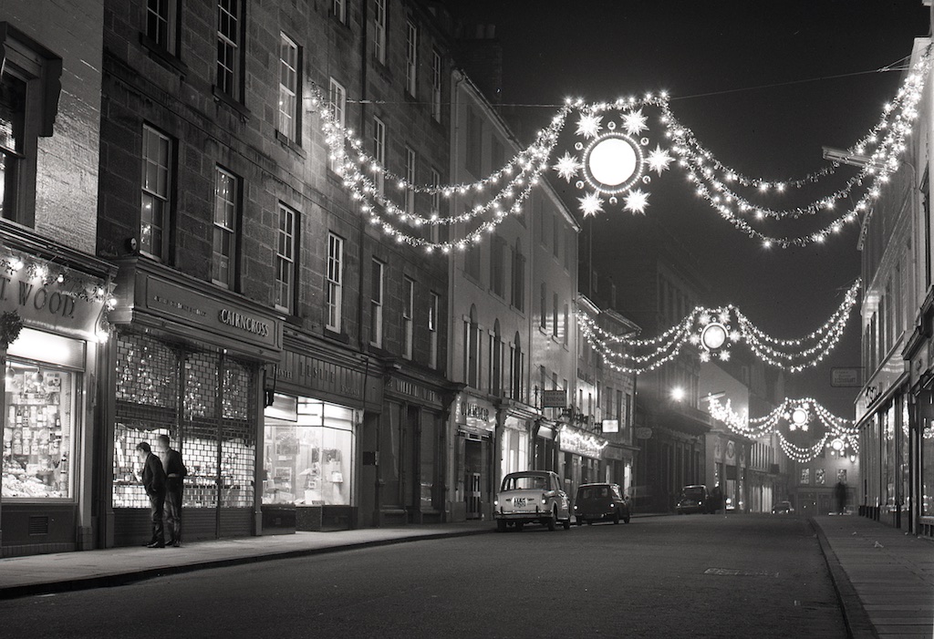Perth & Kinross Archives on Twitter "It's the Christmas light switch