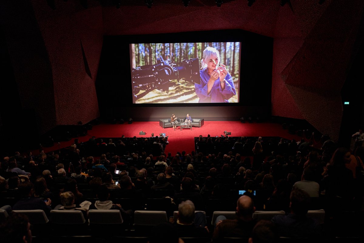 ARRIChannel's tweet photo. Again at Camerimage Festival 2022, ARRI and the ARRI Academy offered a number of educational events for festival attendees. Thanks to all our guests and partners!
📸: Aleksander Urbański
#ARRIatcamerimage #arri #arriacademy #camerimage #camerimage2022 #ARRISolutions #Fireframe https://t.co/HND1AxKDi5