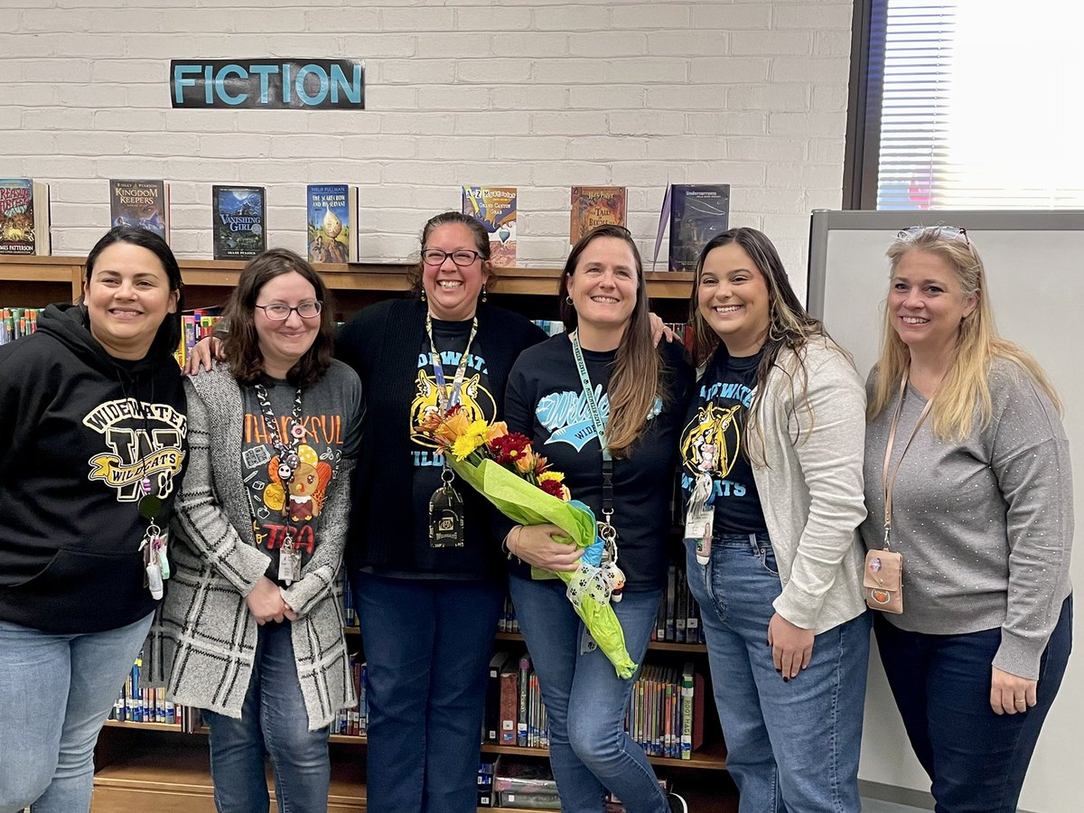WidewaterES's tweet photo. Congratulations to our 2022-2023 Teacher of the Year Mrs. Julie Farrell! She is an outstanding 1st grade educator and our Mentor 360 Ambassador for all of our new educators. She is truly #EmpoweredToSucceed #WESTogetherWeRise  @SCPS_HR @SCPS_Mentor360 @SCPSchools https://t.co/yT1nDcIx61