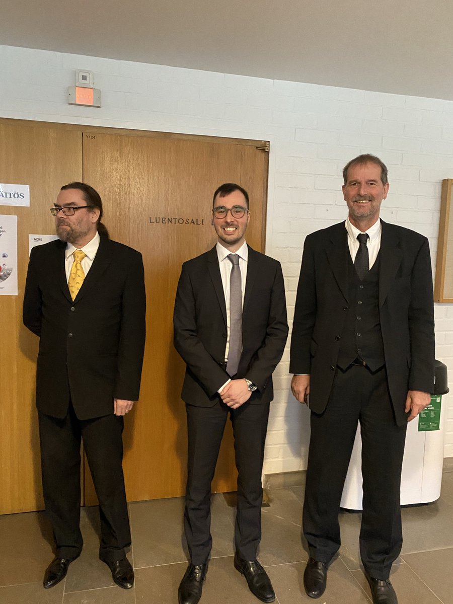 Axel Groß tweet media