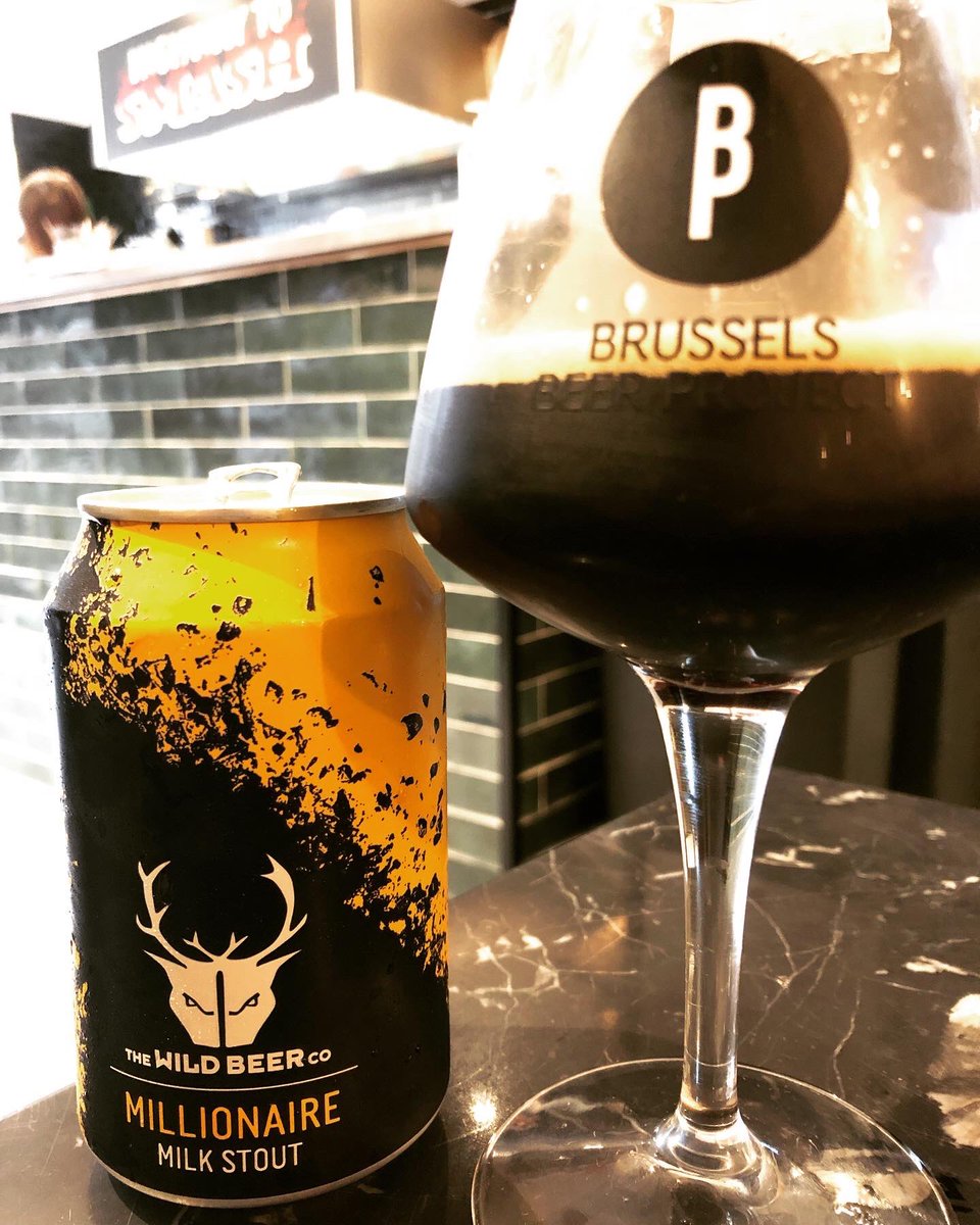 gummibierchen's tweet photo. #Burgerzeit in #Paris bei #blossomburgers mit #DirtyFries &amp; #SinglePunk #Burger zum #Millionaire #MilkStout @WildBeerCo🍺 #wildbeerco #wildbeercompany #britishbeer #burgerbeer #beerburger #englischesBier #bierbörse #bierechaquejour #thewildbeerco #midibiere #noonbeer #lunchbeer https://t.co/mM5gQExPO3