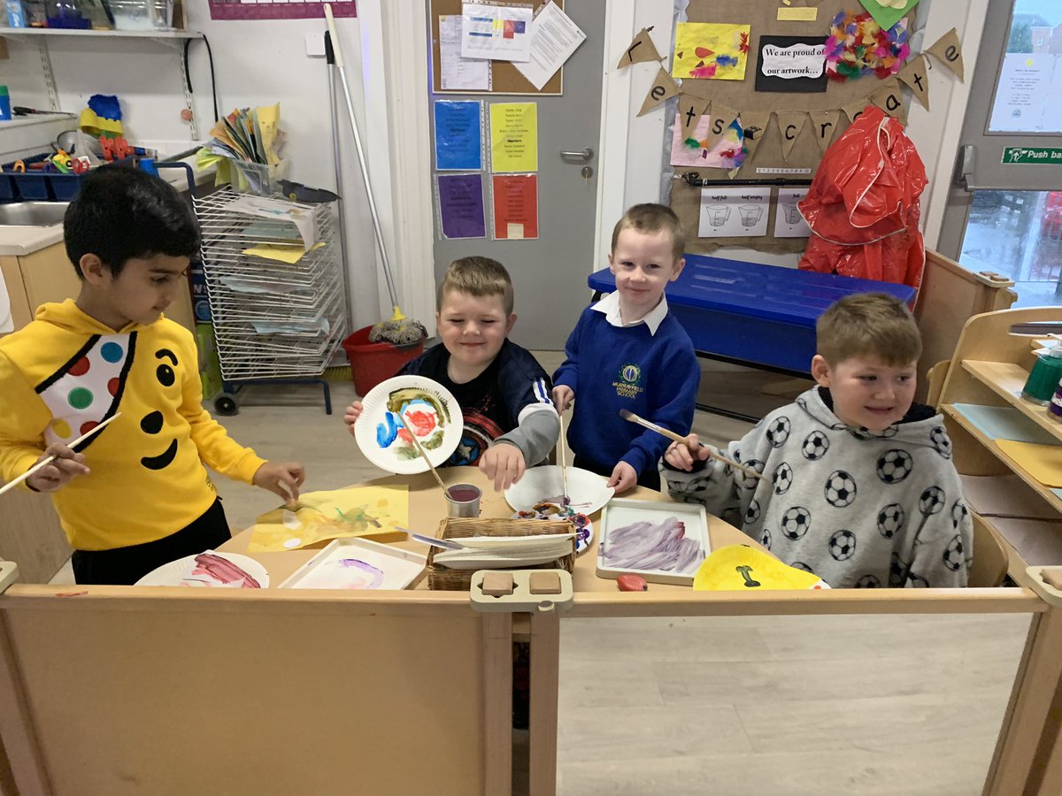 wlmurrayfieldps's tweet photo. P1MS had a lovely morning visiting our ELC, celebrating Children in Need day with them. They were so excited to decorate their Pudsey bear biscuits and have fun with their ELC friends! https://t.co/eRoKj0UY3F