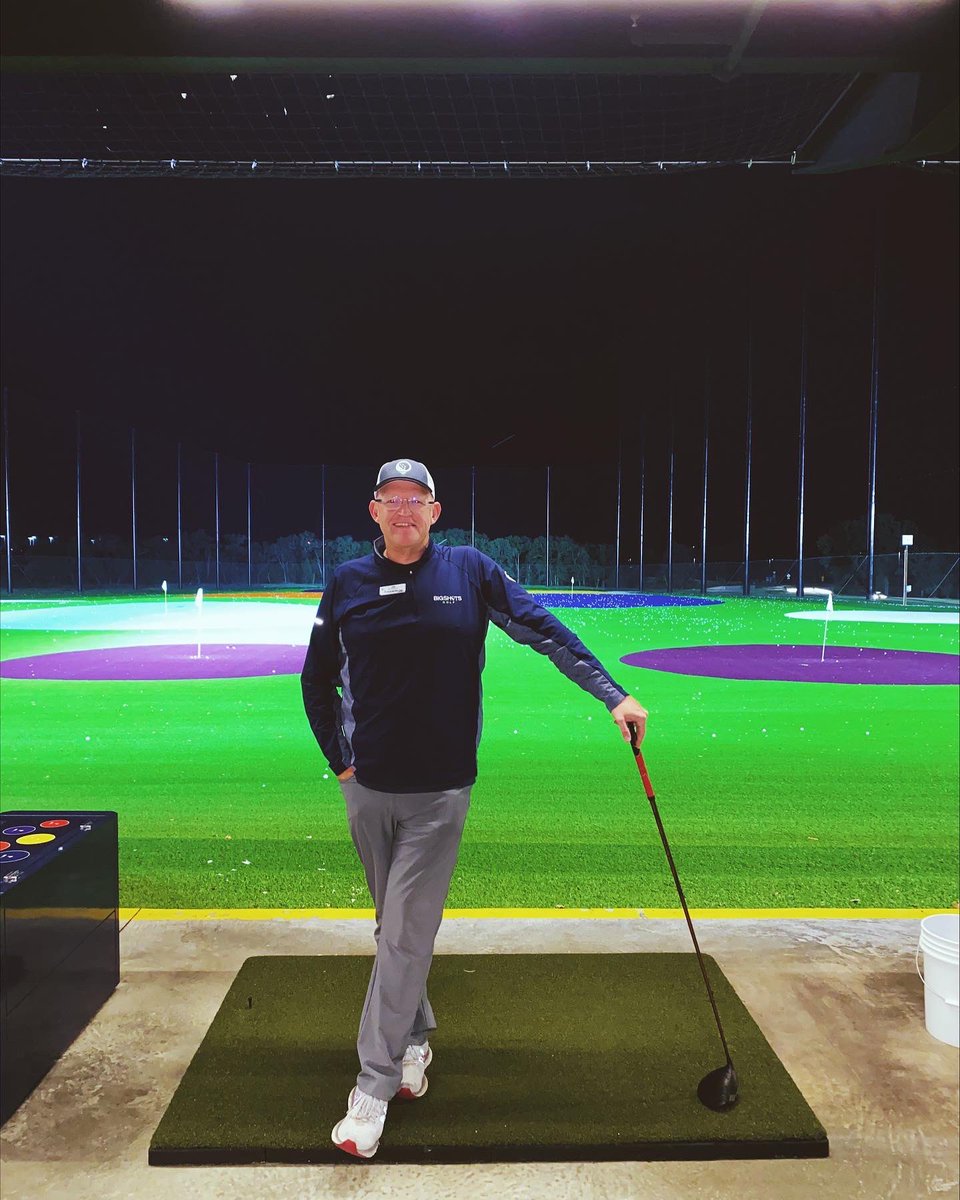 Ibroke70's tweet photo. Rainy Day! No Problem! I will be at @BigShotsGolfBCS @CityofBryan @CityofCS 11-19-22 with Trackman 4 setup and cameras to give introduction to our lesson program and what is offered. Everyone come over and take a few swings. It is awesome! Have breakfast, lunch or a few drinks. https://t.co/54ulzopT0U