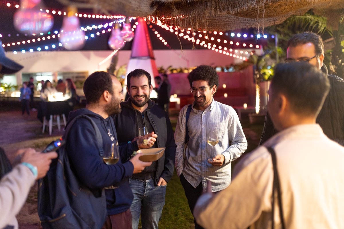 SonicLabs's tweet photo. Big few days for the #Fantom agenda Nov. 8-10!
✅Speak at @StakingRewards Summit🇵🇹
✅Speak at @Token2049 🇬🇧
✅Host rooftop happy hour in Lisbon
✅Host after-hours party overlooking London
Networking with the #Web3 community and spreading #FantomVibes!
#FantomVibe https://t.co/AyHAEcxK1G