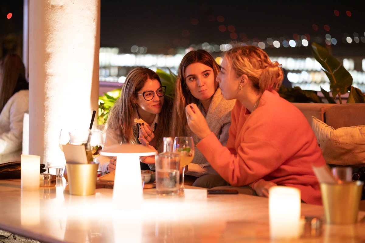 SonicLabs's tweet photo. Big few days for the #Fantom agenda Nov. 8-10!
✅Speak at @StakingRewards Summit🇵🇹
✅Speak at @Token2049 🇬🇧
✅Host rooftop happy hour in Lisbon
✅Host after-hours party overlooking London
Networking with the #Web3 community and spreading #FantomVibes!
#FantomVibe https://t.co/AyHAEcxK1G