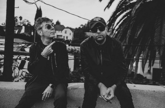 reybee's tweet photo. BLITZ VEGA (Andy Rourke of #TheSmiths x Kav of #HappyMondays) Share #StrongForever" Featuring #JohnnyMarr - https://t.co/aTaaYfzKM3
@blitzvegamusic #johnnymarr #ztrip https://t.co/ZK4zYM76P4